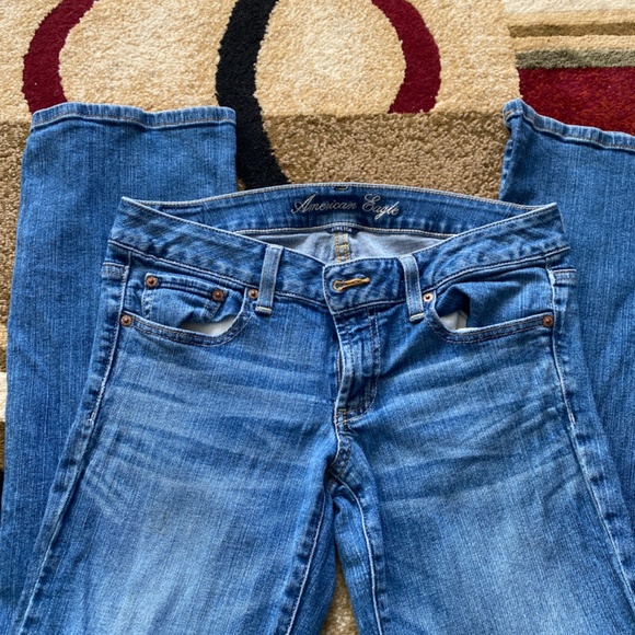 American Eagle Jeans - Picture 2 of 3